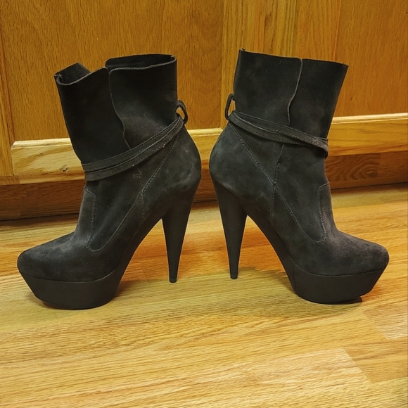 Stiletto Slouch Ankle Booties - Picture 2 of 8